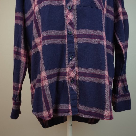 Woolrich‎ Purple & Navy Blue Plaid Button Up Shirt Size Large - Picture 3 of 9
